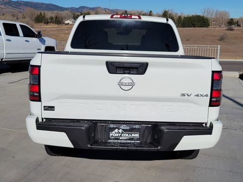 Used 2024 Nissan Frontier SV AWD/4WD image 10
