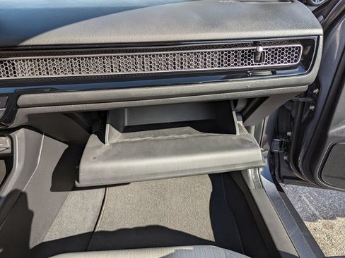 Used 2022 Honda Civic EX image 33