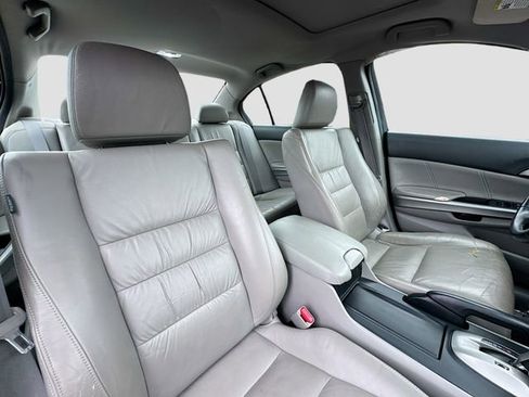 Used 2010 Honda Accord EX-L image 27