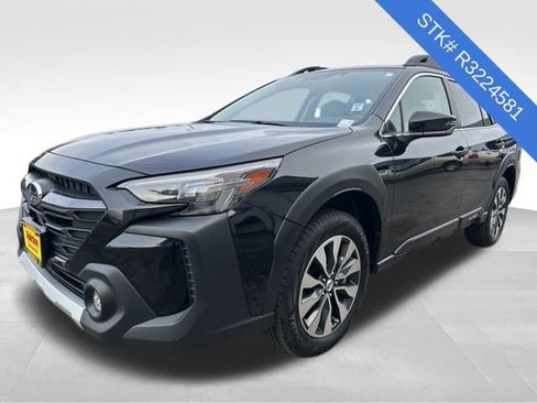 Used 2024 Subaru Outback Limited image 3