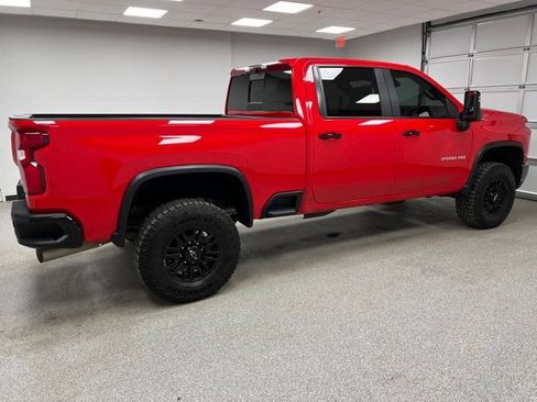 Used 2024 Chevrolet Silverado 2500 ZR2 w/ Technology Package AWD/4WD image 11