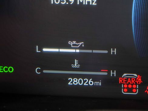 Used 2024 Lexus GX 550 w/ Accessory Package (31) AWD/4WD image 17