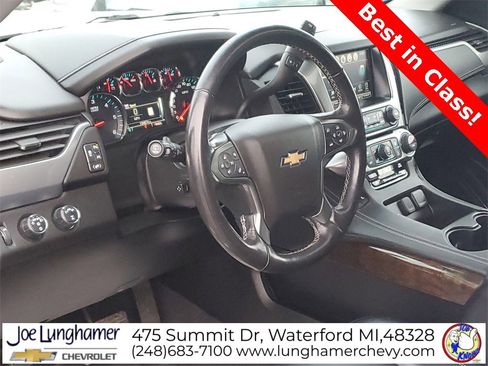 Used 2019 Chevrolet Suburban LT w/ LT Signature Package image 10