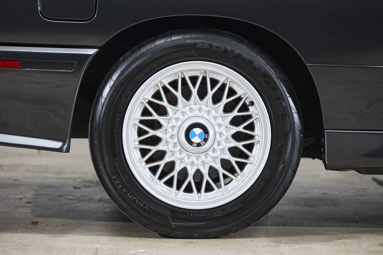 Used 1988 BMW M3 Coupe RWD image 42