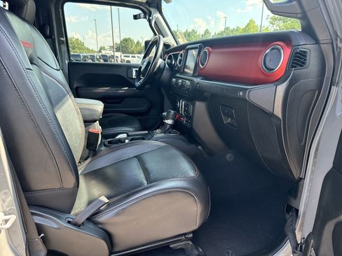 Used 2020 Jeep Wrangler Unlimited Rubicon AWD/4WD image 13