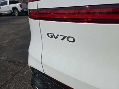 Used 2025 Genesis GV70 3.5T Sport w/ Sport Advanced Package image 11