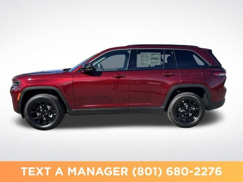 New 2026 Jeep Grand Cherokee Altitude AWD/4WD image 2