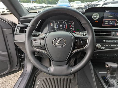 Used 2022 Lexus ES 350 w/ Premium Package FWD image 14
