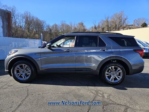 New 2026 Ford Explorer Active w/ Active Comfort Package image 4