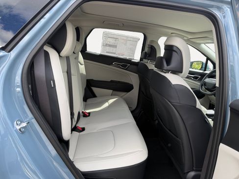 New 2026 Kia Sportage EX AWD/4WD image 18