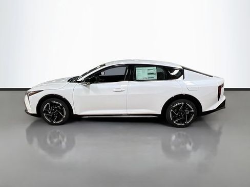 New 2025 Kia K4 GT-Line image 4