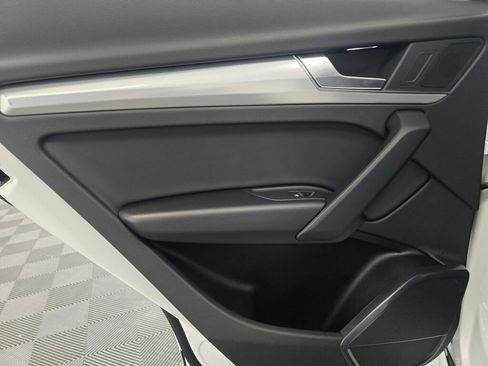 Used 2025 Audi Q5 2.0T Premium image 21