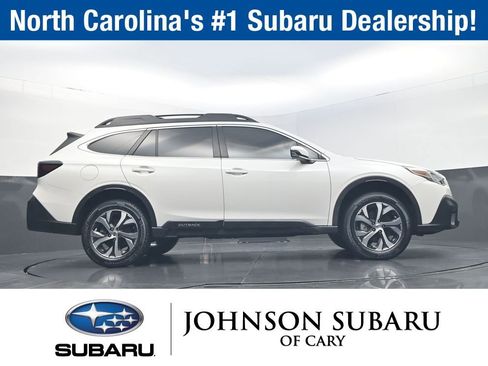 Used 2022 Subaru Outback Limited image 22