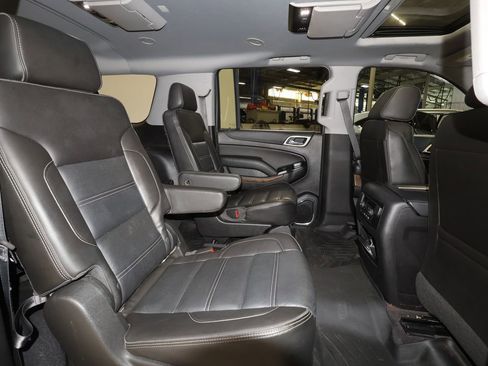 Used 2019 GMC Yukon XL Denali w/ Denali Ultimate Package image 17