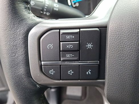 Certified 2022 Ford F150 XLT w/ Equipment Group 302A High image 17