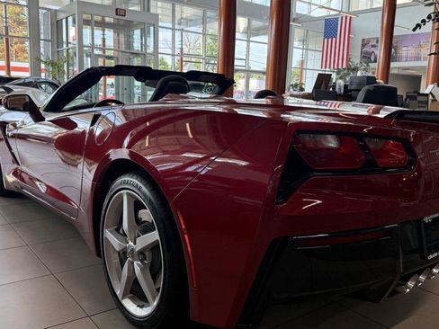 Used 2015 Chevrolet Corvette Stingray Convertible RWD image 22