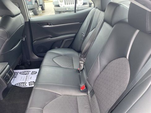 Used 2023 Toyota Camry XSE image 13