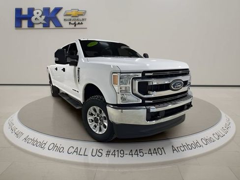 Used 2022 Ford F350 XLT w/ Snow Plow Prep Package AWD/4WD image 1