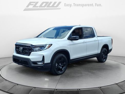 New 2026 Honda Ridgeline Black Edition image 3