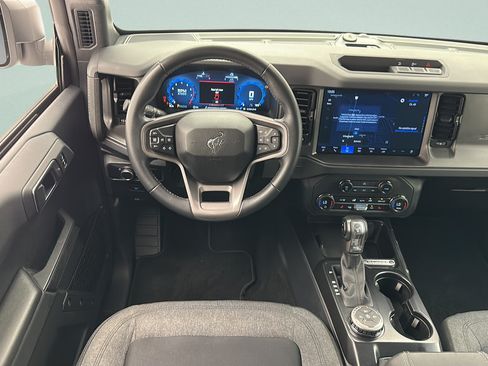 Used 2025 Ford Bronco Big Bend AWD/4WD image 11
