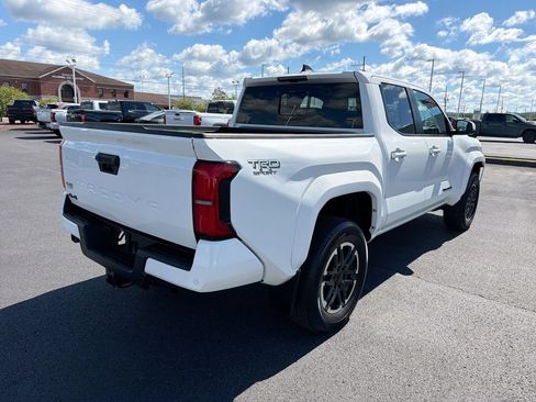 Used 2024 Toyota Tacoma TRD Sport w/ TRD Sport Upgrade Package AWD/4WD image 8