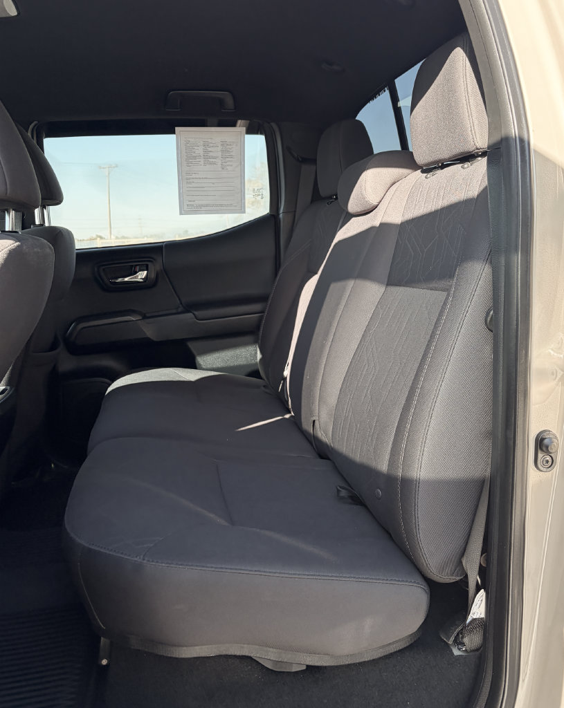 Used 2018 Toyota Tacoma TRD Off-Road AWD/4WD image 25
