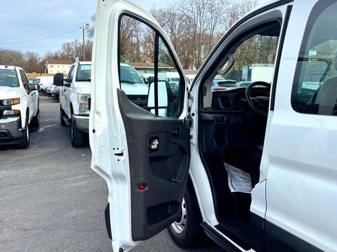 Used 2020 Ford Transit 250 130 Low Roof image 14