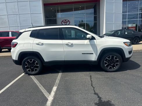 Used 2019 Jeep Compass Sport AWD/4WD image 2