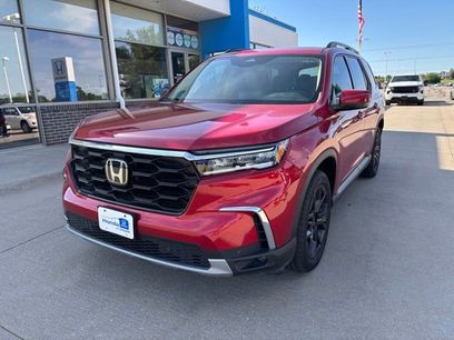 Used 2025 Honda Pilot Touring