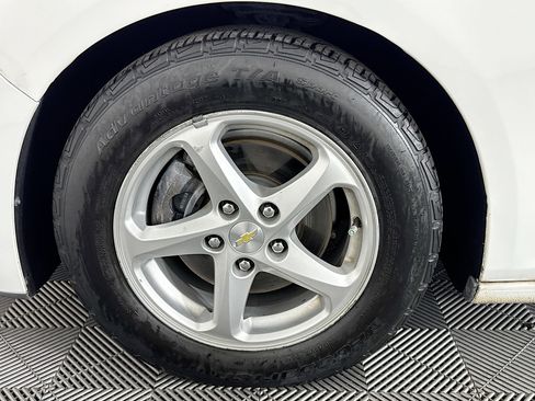 Used 2021 Chevrolet Malibu LT image 37