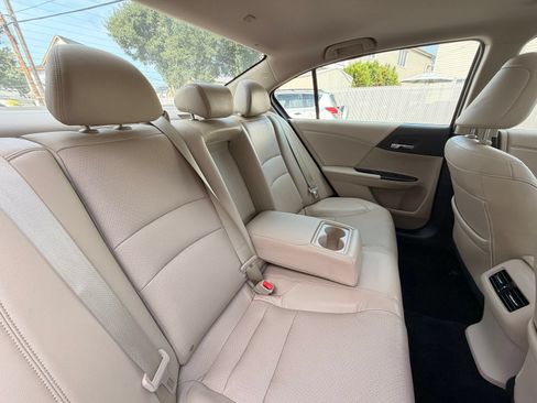 Used 2016 Honda Accord EX-L image 21