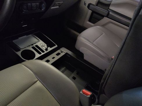 Used 2016 Ford F150 XL w/ Equipment Group 101A Mid RWD image 26