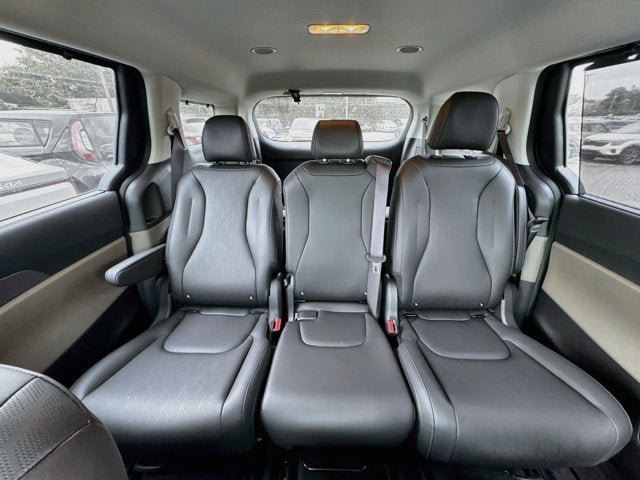 Certified 2026 Kia Carnival EX FWD image 24