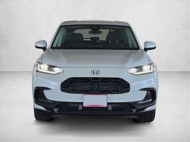 Used 2027 Honda HR-V LX image 2
