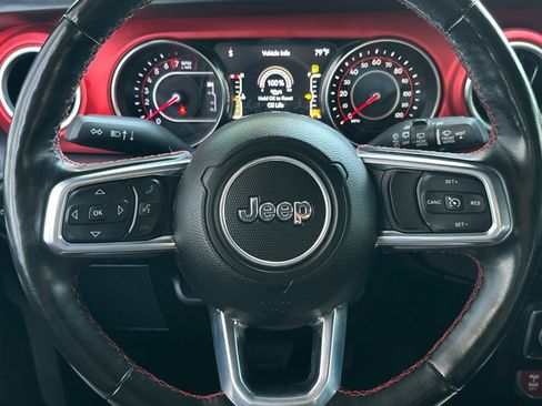 Used 2021 Jeep Wrangler Unlimited Rubicon AWD/4WD image 23