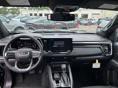 New 2026 GMC Canyon Elevation w/ Convenience Package image 20