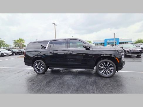 New 2026 Chevrolet Suburban LS w/ LS Custom Edition RWD image 16
