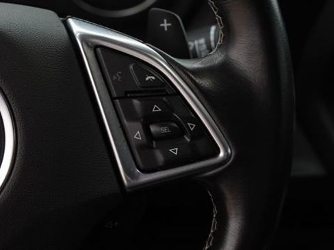 Used 2020 Chevrolet Camaro LT image 23