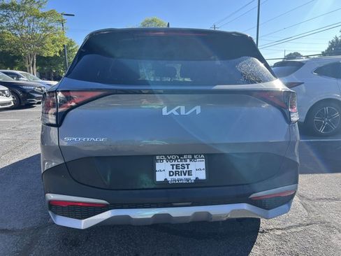 Used 2023 Kia Sportage EX FWD image 4