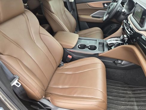 Certified 2026 Acura MDX FWD w/ Technology Package image 7