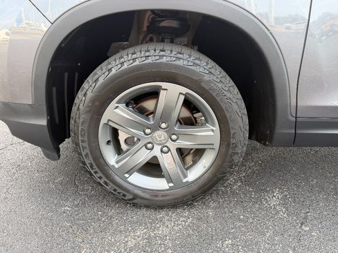 Used 2023 Honda Ridgeline RTL-E image 9