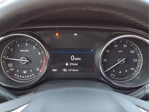 Used 2022 Buick Encore GX Preferred w/ Cold Weather Comfort Package FWD image 27