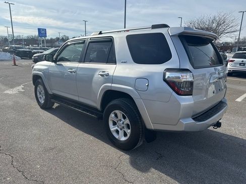 Used 2023 Toyota 4Runner SR5 Premium image 5