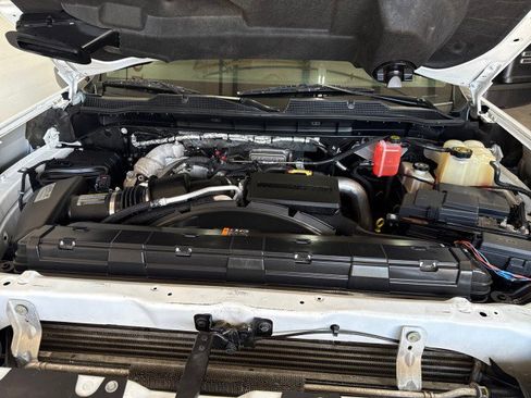 Used 2021 Chevrolet Silverado 2500 W/T w/ WT Convenience Package AWD/4WD image 46