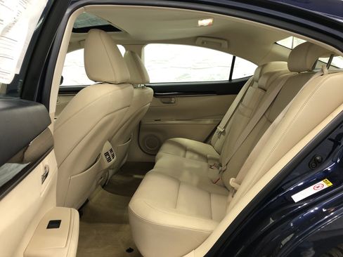 Used 2015 Lexus ES 350 image 9