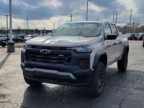 New 2026 Chevrolet Colorado Trail Boss AWD/4WD image 2