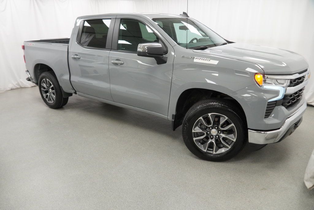 Certified 2024 Chevrolet Silverado 1500 LT AWD/4WD image 5