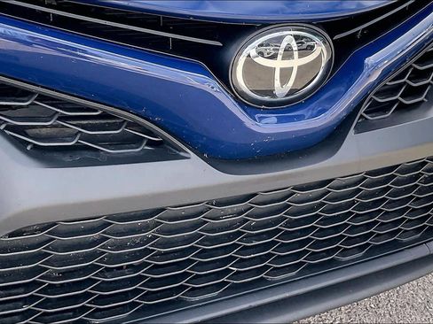 Used 2024 Toyota Camry SE image 29