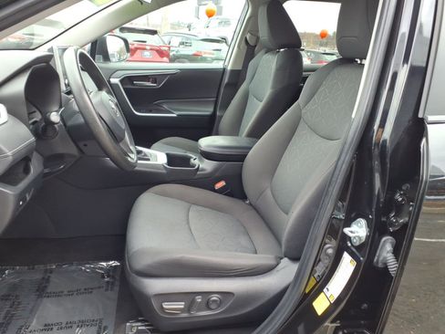 Certified 2023 Toyota RAV4 XLE image 15