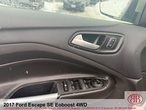 Used 2017 Ford Escape SE image 15